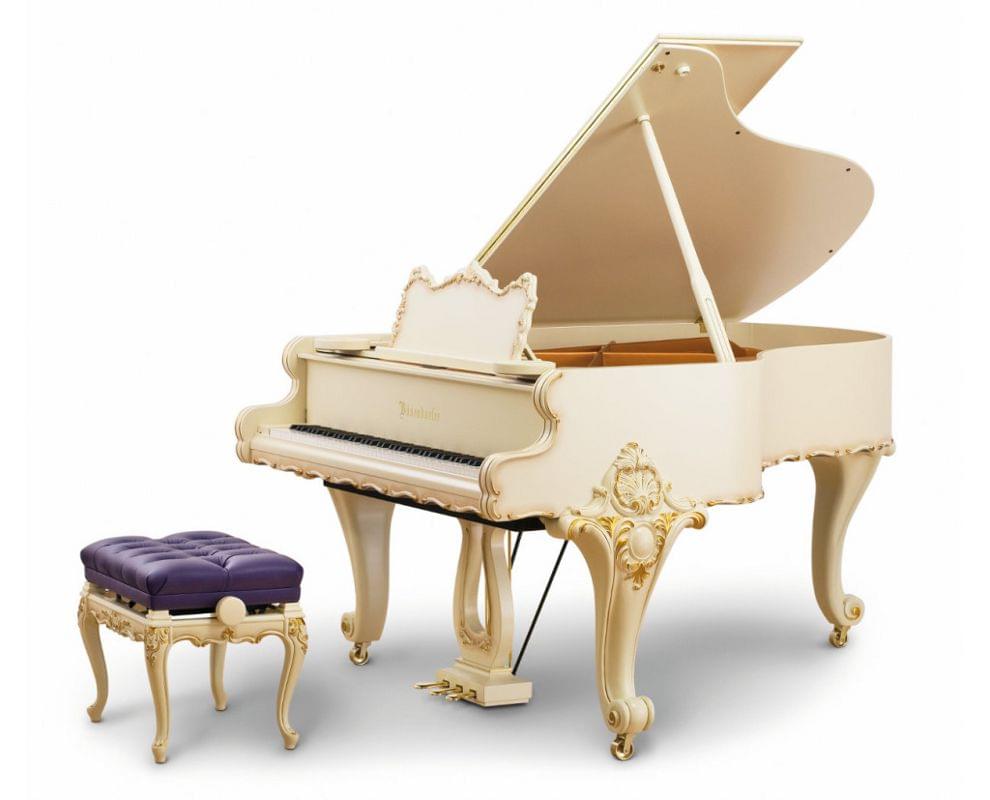 Piano de cola BÖSENDORFER Grand Baroque Ultimate Edition con banqueta color marfil satinado