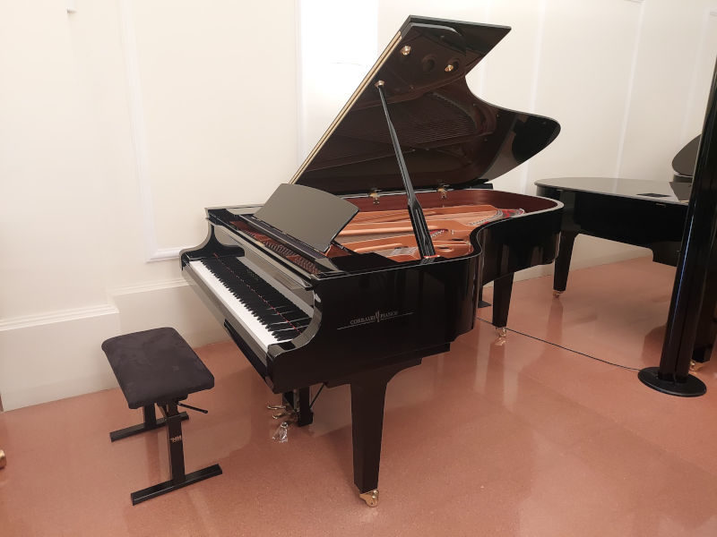 Piano de cola de ocasión YAMAHA modelo C7X negro pulido