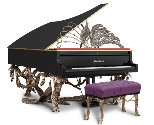 Piano de coleccionista BÖSENDORFER Grand Bohemian con banqueta